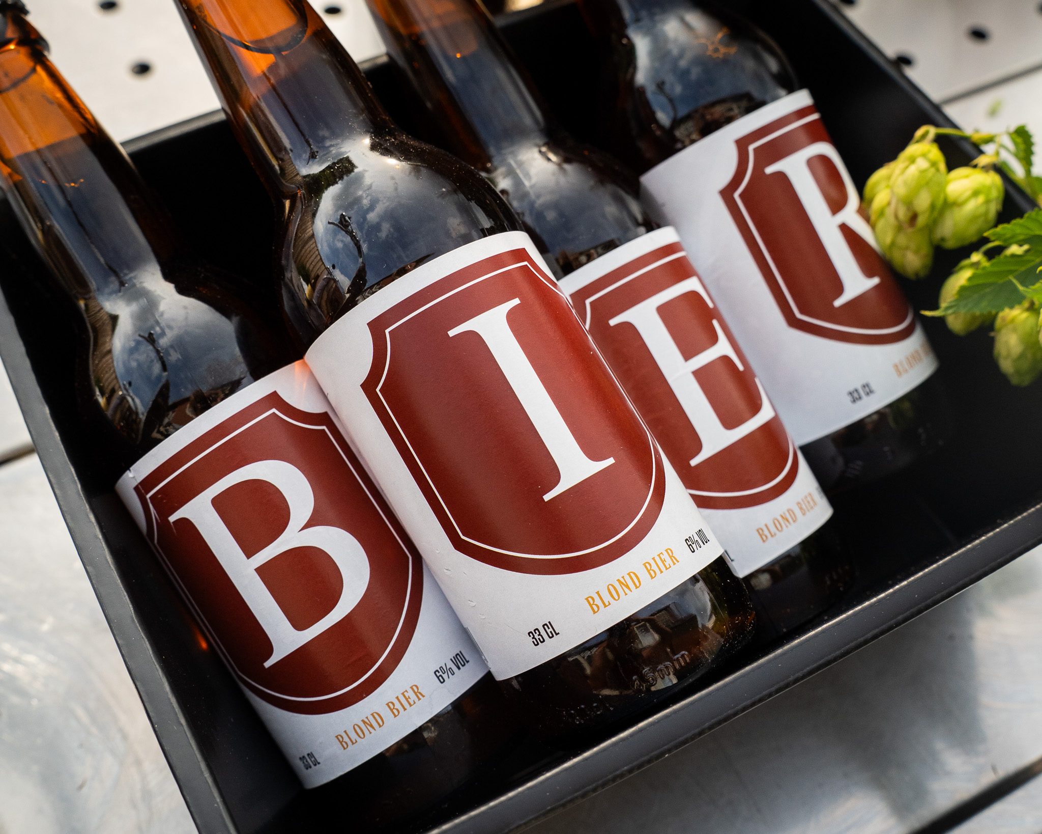 Letterbier van Bierbrouwerij Borne in een cadeaubox