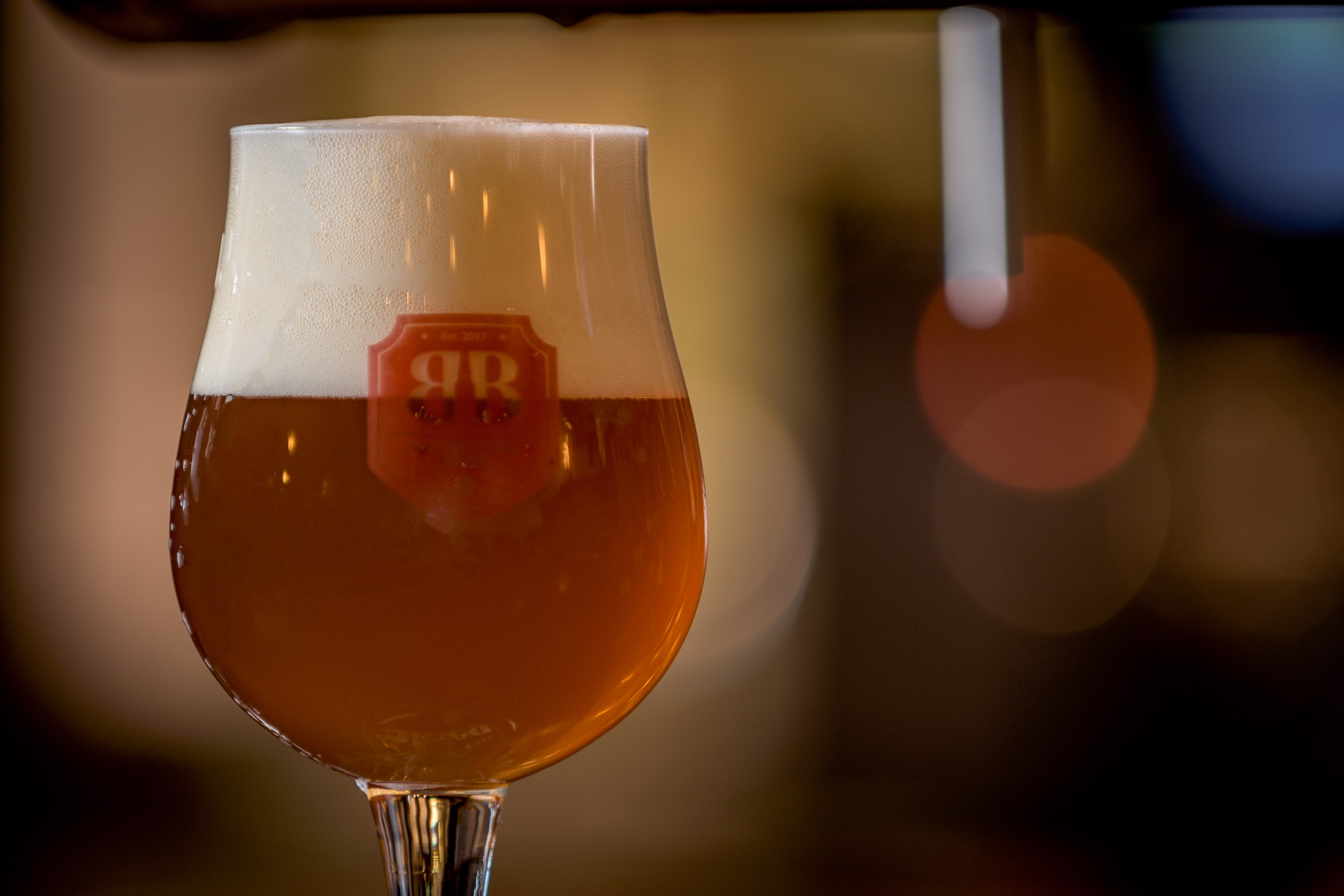 Proefglas met bier van Bierbrouwerij Borne